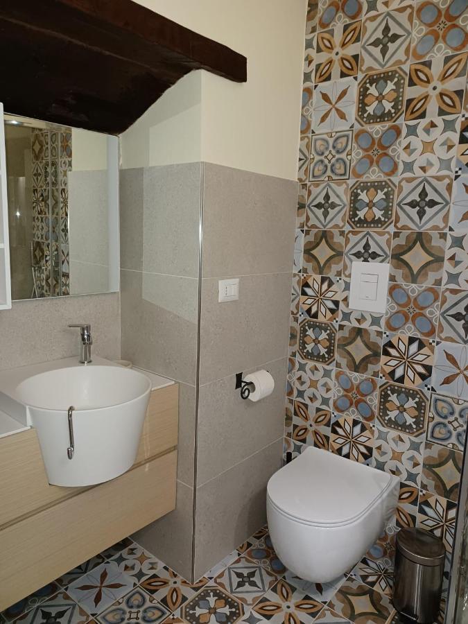Dimora Lazzarella Apartment เนเปิลส์ ภายนอก รูปภาพ