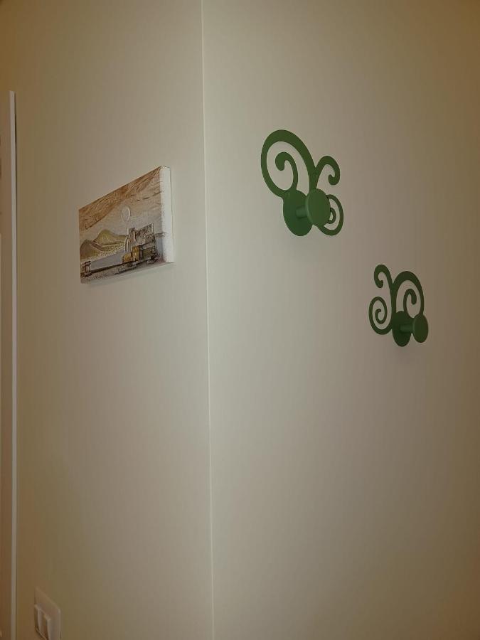 Dimora Lazzarella Apartment เนเปิลส์ ภายนอก รูปภาพ